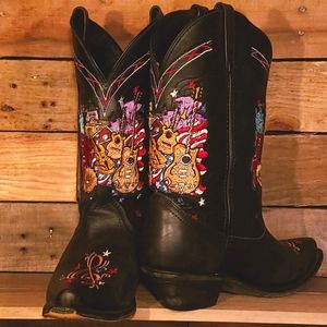 Rockin' Country Embroidered Western Boots